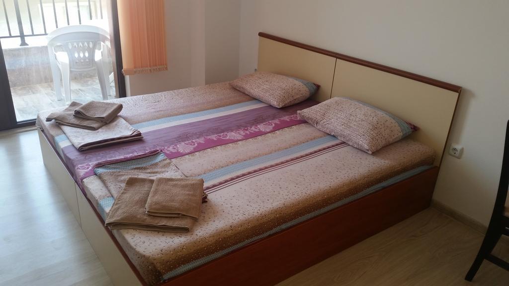 Villa Victory Apartments Nesebar Bagian luar foto